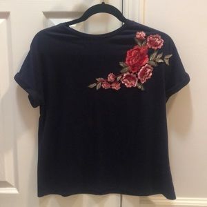 Flowered shoulder top